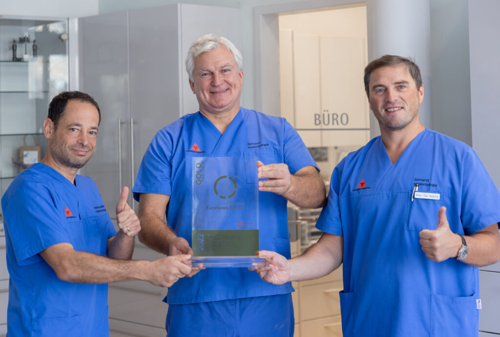 Zahnärzte für Zygoma Implantation